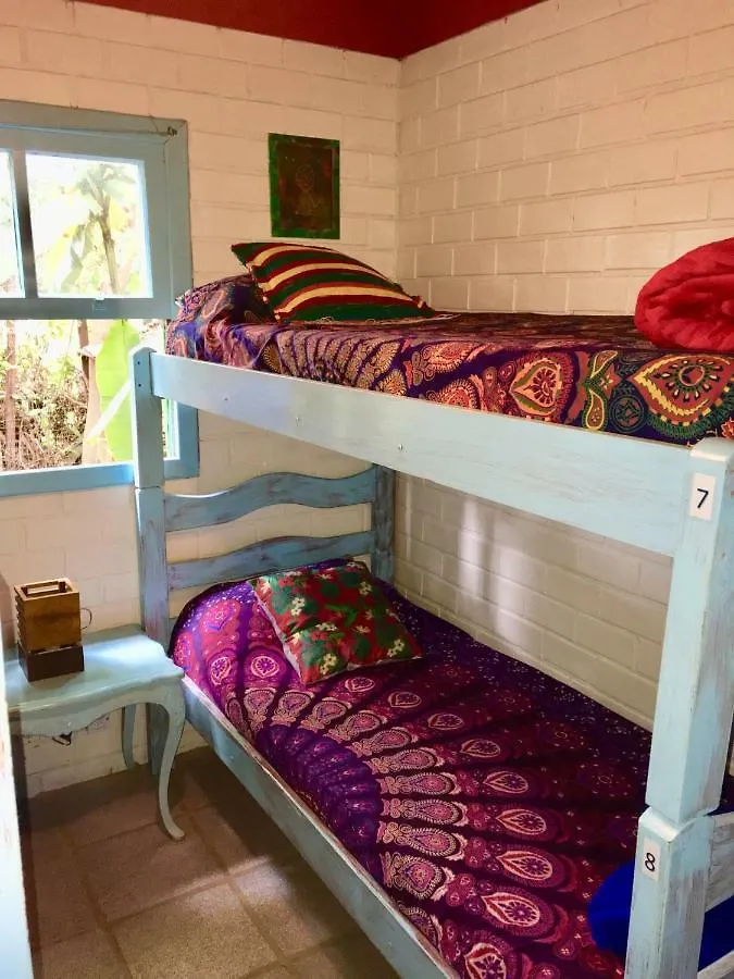 Casahostel Floresce 普腊亚罗萨